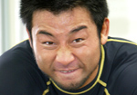 山崎芳仁選手