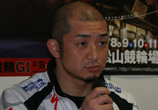 野田源一選手