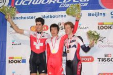 表彰台の真ん中は久しぶりだ