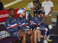 優勝のフランスの出走前
