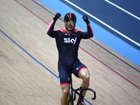 結局は２－０でホイもドミトリエフも好調
