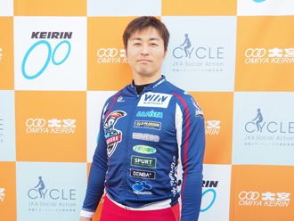 平原康多選手