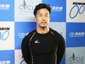 南修二選手