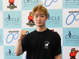 山崎歩夢選手