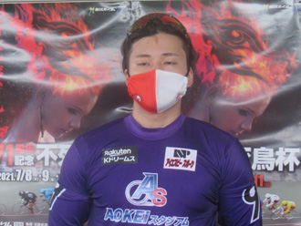 山口拳矢選手