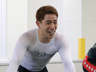 新山響平選手