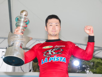 平原康多選手