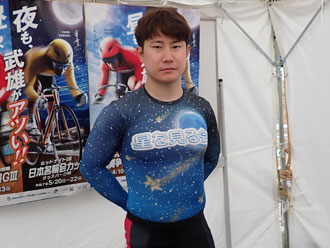 篠田幸希選手