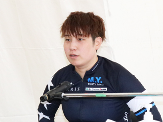 柳原真緒選手