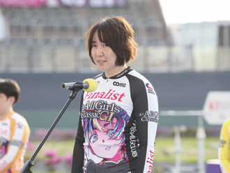 決勝2番車 、尾崎睦選手