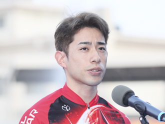 決勝9番車、新山響平選手