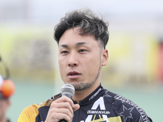 シャイニングスター賞7番車、郡司浩平選手