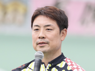 決勝8番車、岩津裕介選手