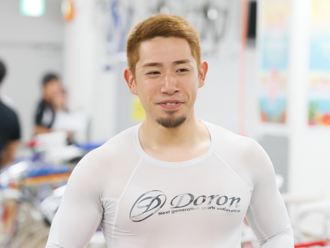 新山響平選手
