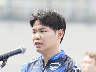 決勝4番車、吉田拓矢選手