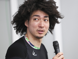 山崎賢人選手