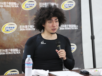 山崎賢人選手