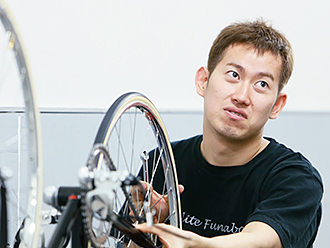 脇本雄太選手