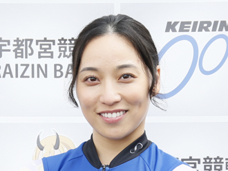 久米詩選手