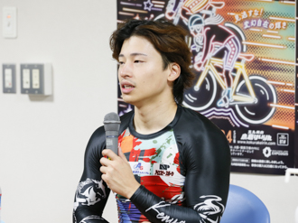 山口拳矢選手