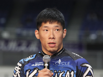 決勝4番車、寺崎浩平選手
