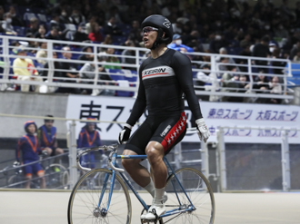 準決勝10R1着、山田英明選手