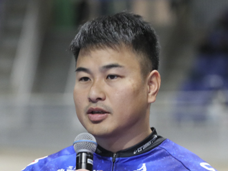 決勝9番車、松本貴治選手