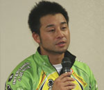 山崎芳仁選手