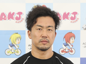 南修二選手