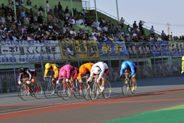 10レース
1着松岡貴久、2着小野俊之、3着岡田征陽