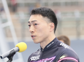 決勝8番車 新田祐大選手