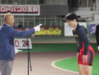 岩本俊介選手