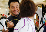 山崎芳仁選手