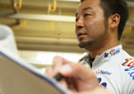 山崎芳仁選手