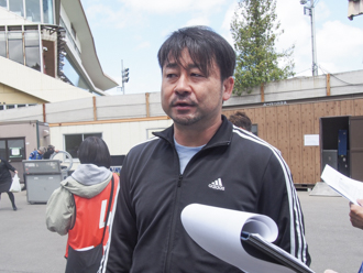 山崎芳仁選手