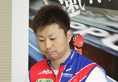 平原康多選手