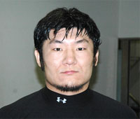 三ツ石康洋